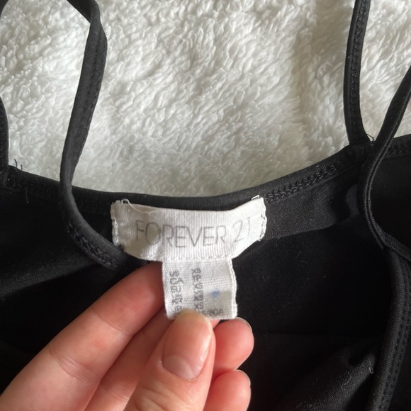 FOREVER 21 TANK TOP - Picture 3 of 4